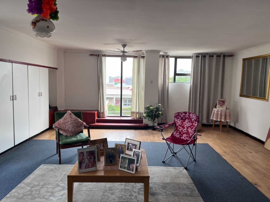 3 Bedroom Property for Sale in Wetton Western Cape
